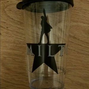Hamilton Cup Set